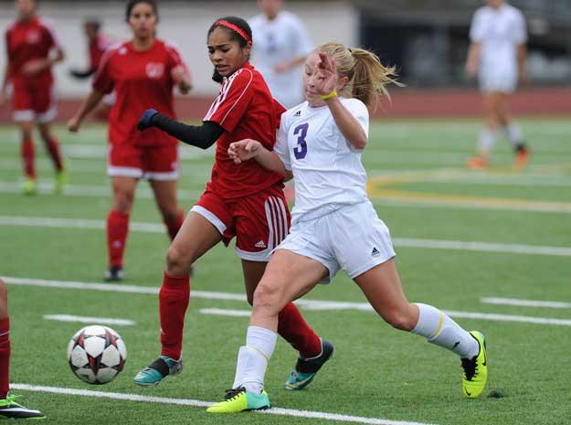 Renton fell to Sumner in the district soccer tournament this weekend.