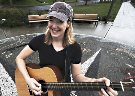 Music artist Annemarie Russell will perform at 7:30 p.m.
