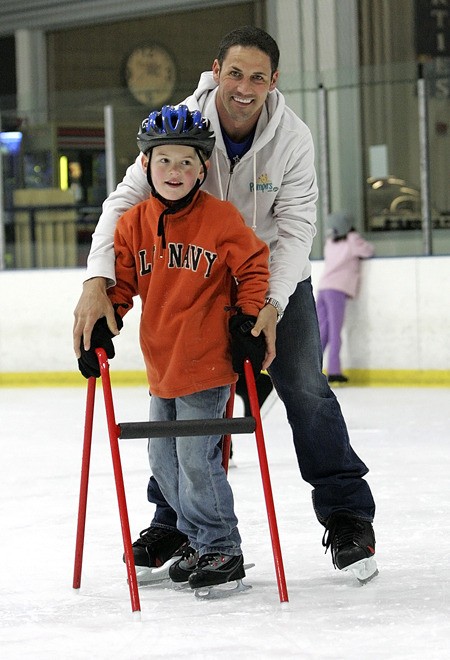 Olympian Chad Hedrick at Castle Ice