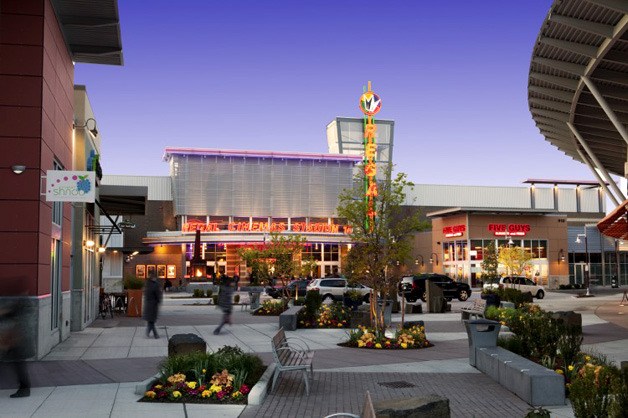 The Landing announced the opening of six new stores starting this October and finishing in spring 2011.