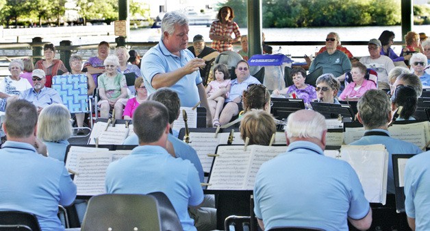 Renton City Concert Band opened this year’s Coulon Family Concert Series July 6. Director Mike Simpson led the 70-piece concert band to entertain a full crowd at Gene Coulon Memorial Beach Park on Lake Washington.