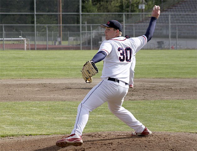 Lindbergh's Matt Stuart pitches against Fife in the West Central District tournament.