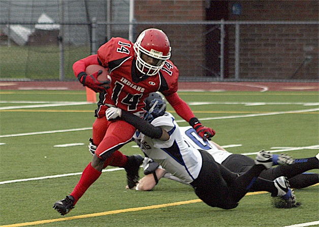 Renton's Marcus Clinton avoids a Thunder Mountain defender. Clinton leads the Seamount with four kickoff returns for touchdowns through four games.