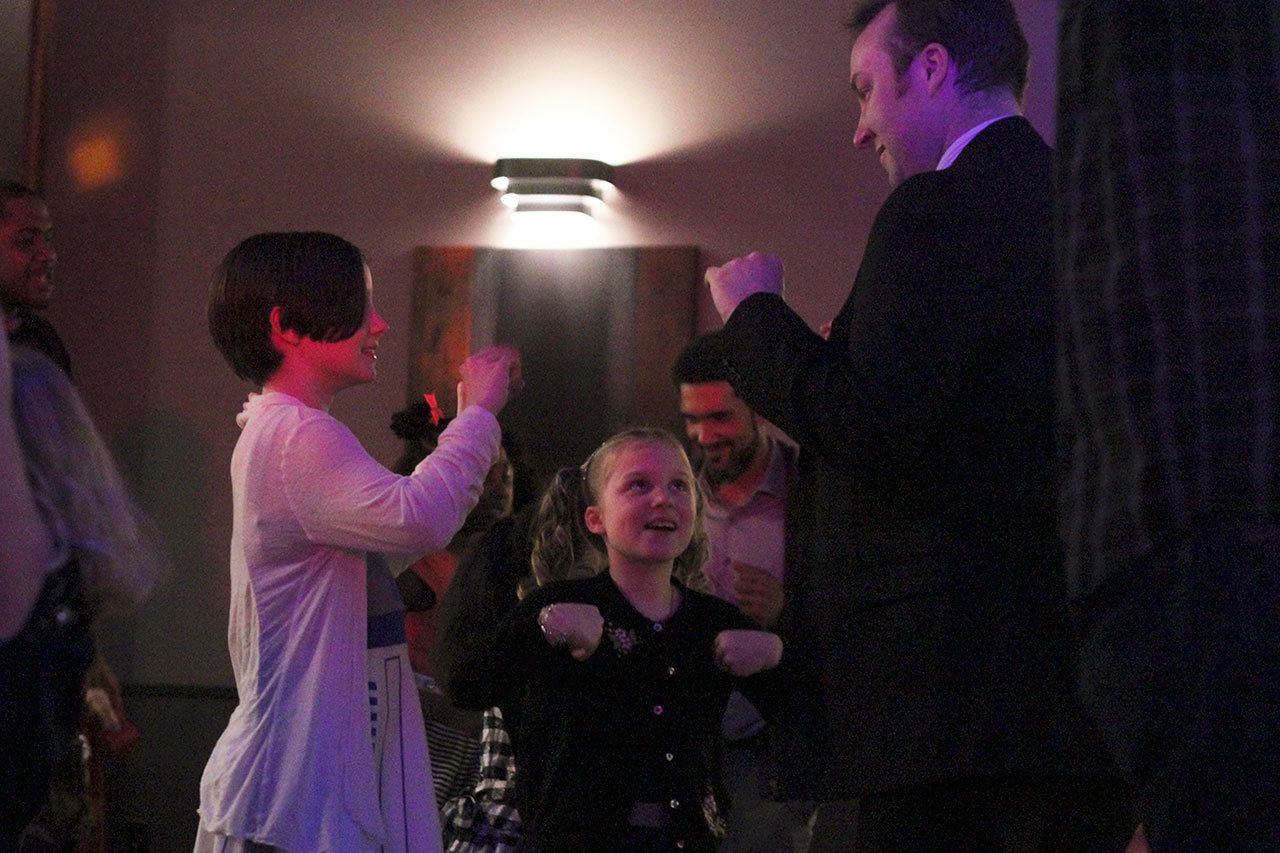 Dads and daughters celebrate an early Valentine’s Day at dance | GALLERY
