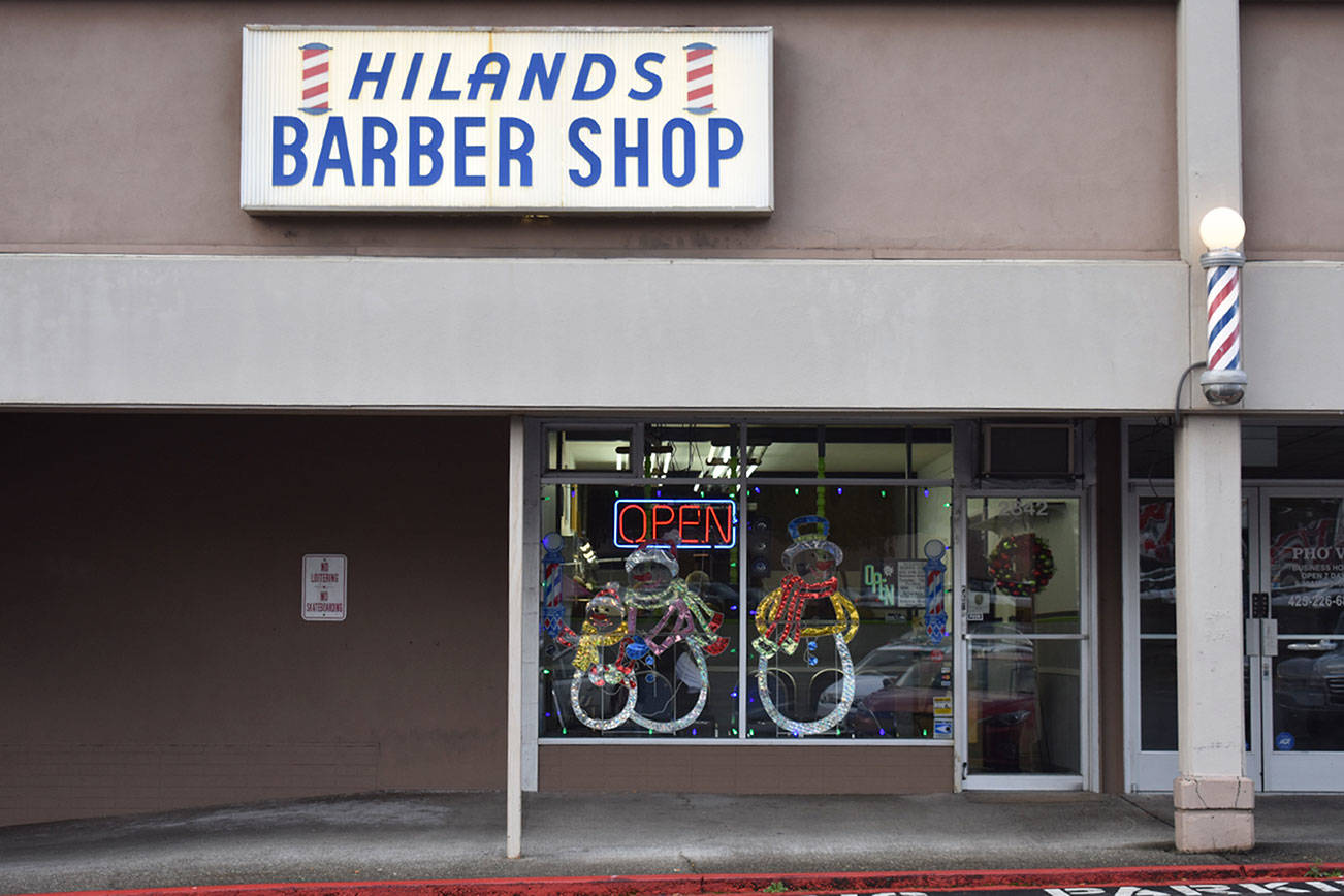 Photo by Haley Ausbun.                                The Hilands Barber Shop just a couple days before closure.