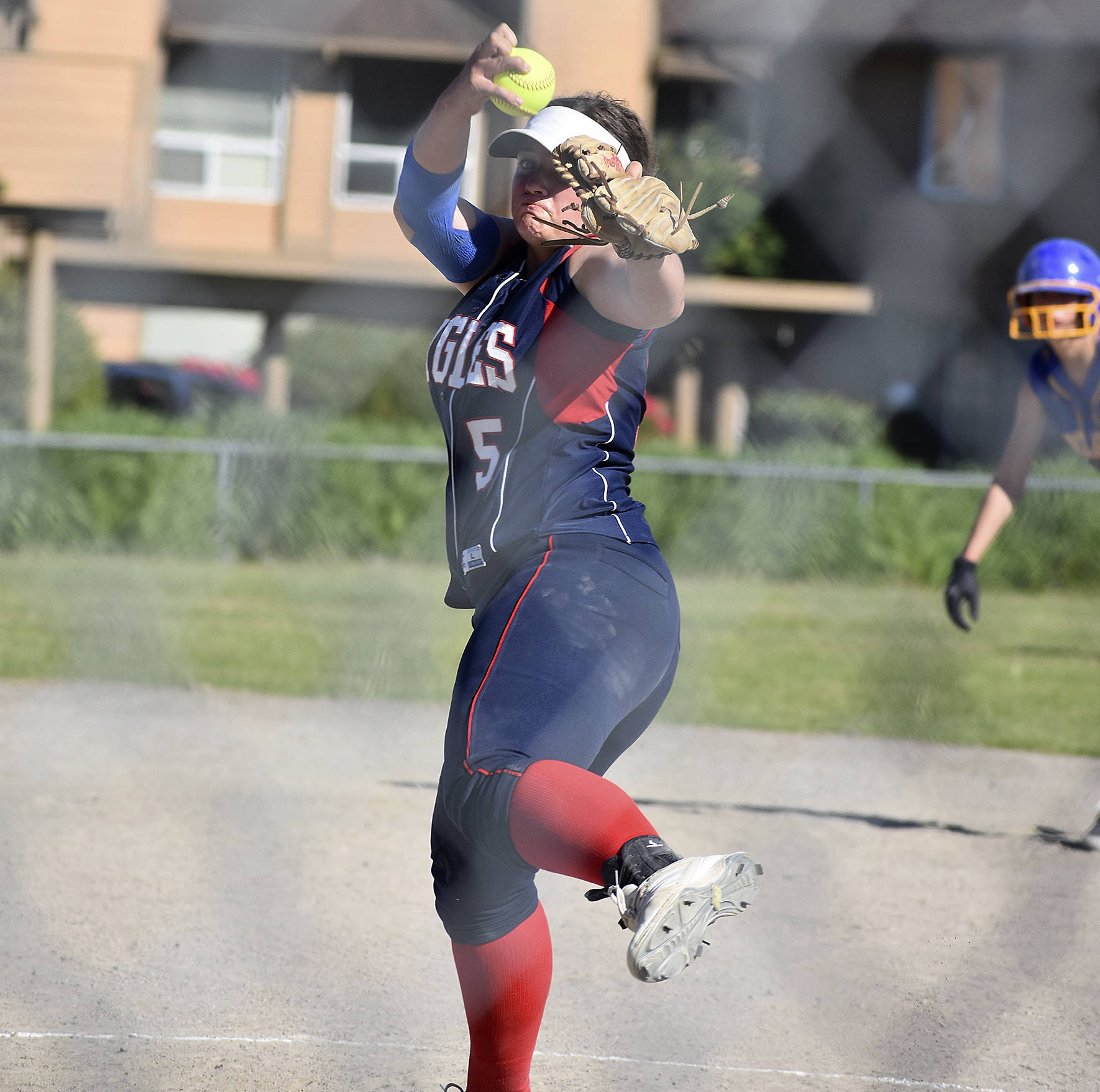 Photo by Haley Ausbun. Lindbergh High School pitcher Lia Evans at the fastpitch game against Fife High School Friday, May 10.