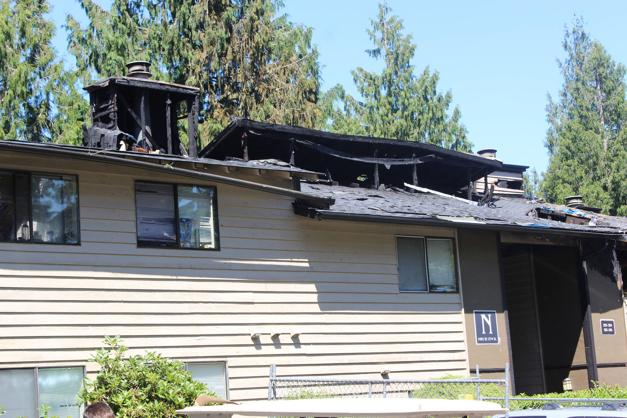 Photos Apartment fire in Renton leaves some without temporary housing