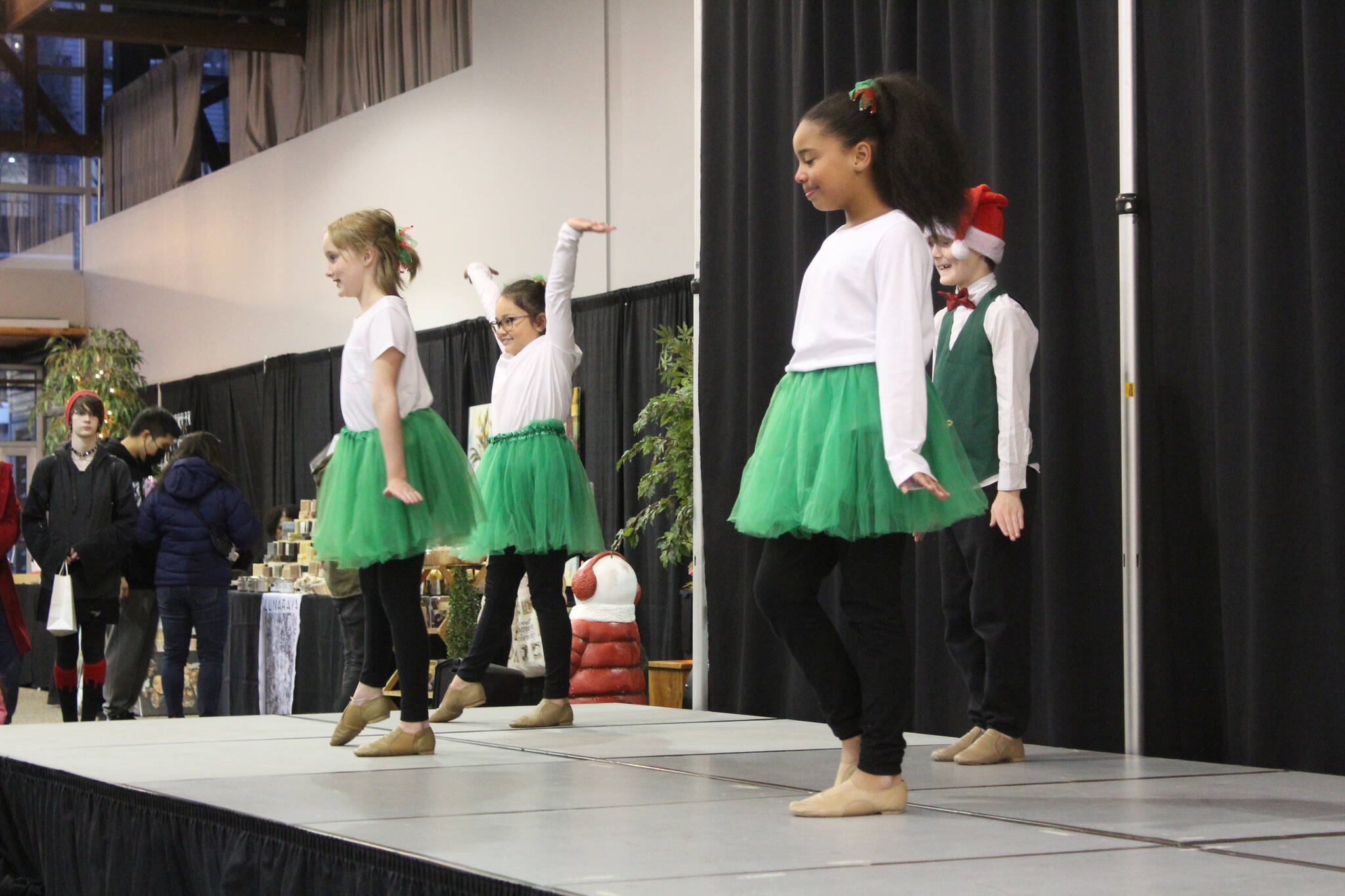 Photo by Bailey Jo Josie/Sound Publishing.
To kick off the holiday festivities, young dance students showed off their skills with yuletide attire and Christmas music.