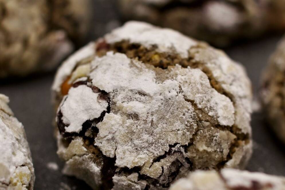 Thick Black Sesame and Miso Crinkle Cookies for the Holidays (Courtesy of Kat Lieu)