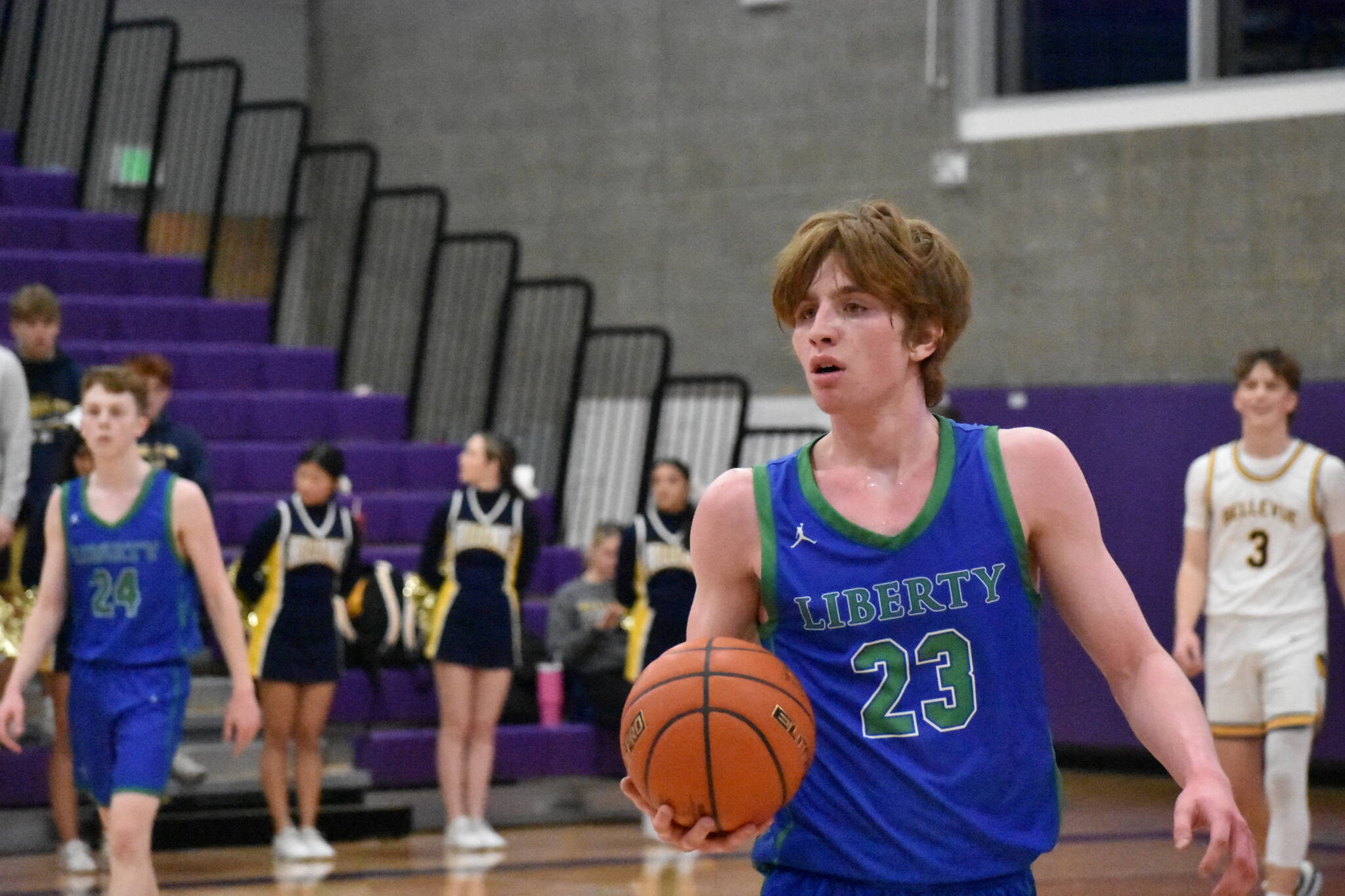 KingCo 3A MVP Ryan Gallagher with ball in hand heading into a quarter break. Photo courtesy of Quinn Dasher