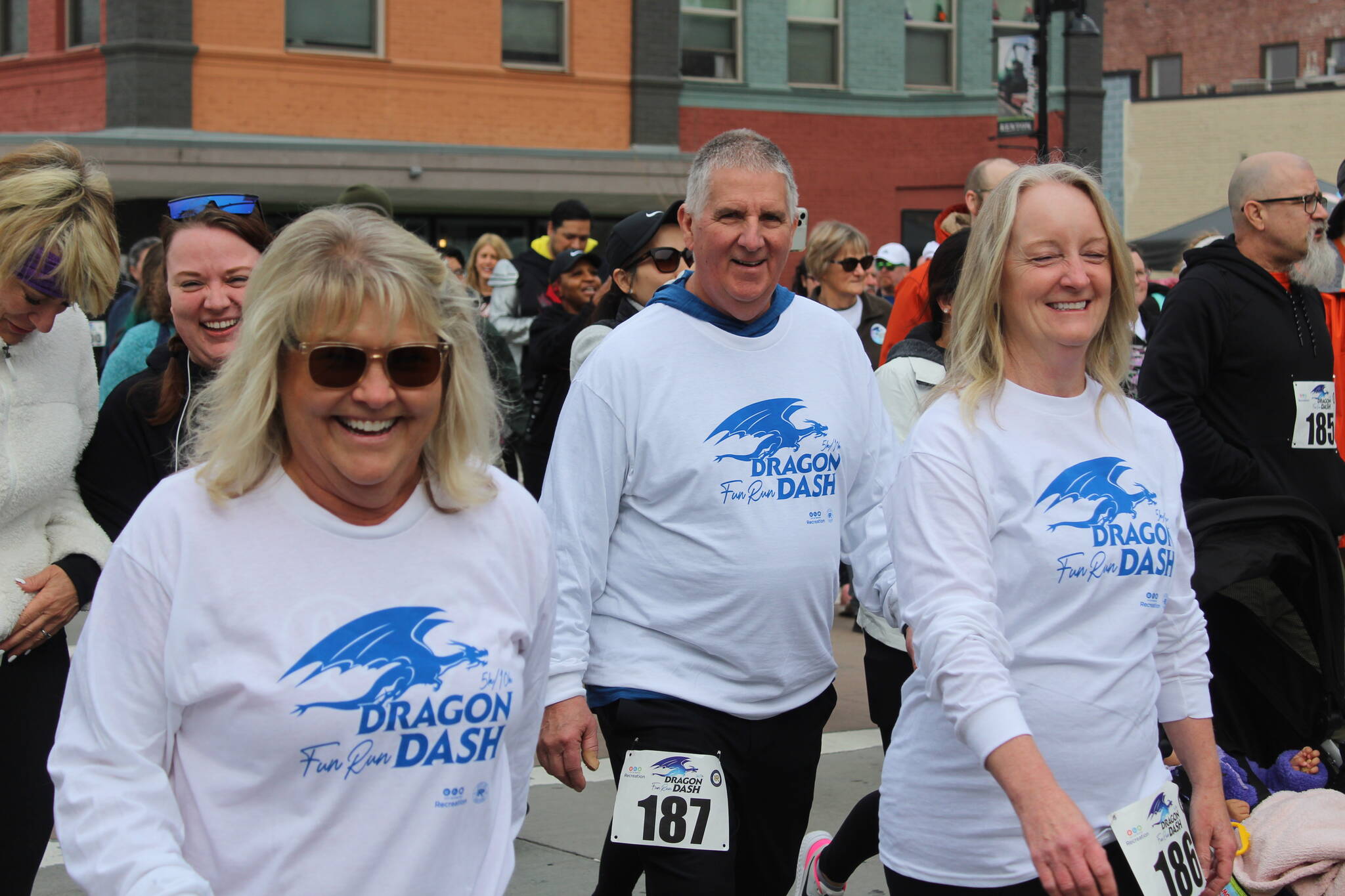 Bailey Jo Josie / Renton Reporter
Community members enjoy the Dragon Dash in downtown Renton.