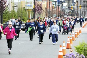 A crowd estimated at about 2