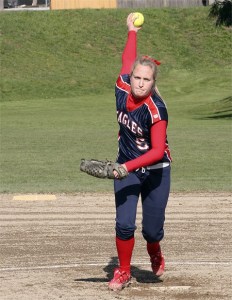 Lindbergh's Kasey Sporrong throws a first-inning pitch against Kennedy Catholic March 17.