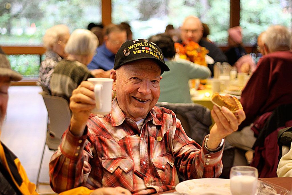 Seniors Early Thanksgiving Luncheon | GALLERY