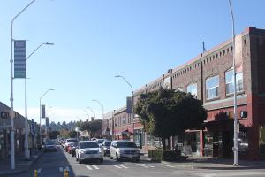 City ready to issue voluntary ban on some alcohol downtown