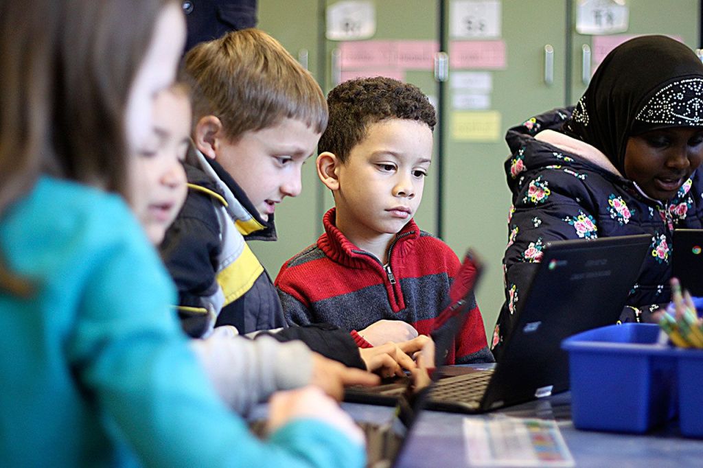 Students learn programming basics during ‘Hour of Code’