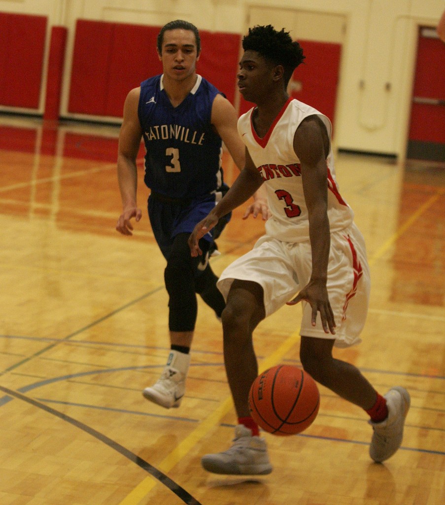 Renton boys on four game win streak