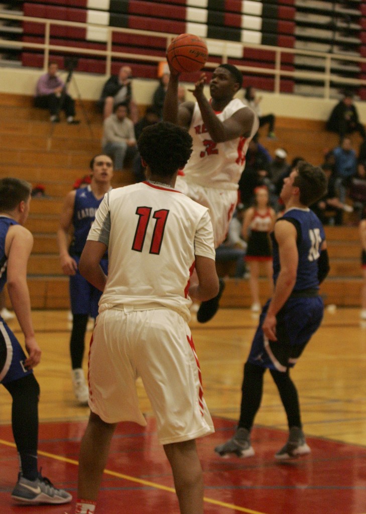 Renton boys on four game win streak