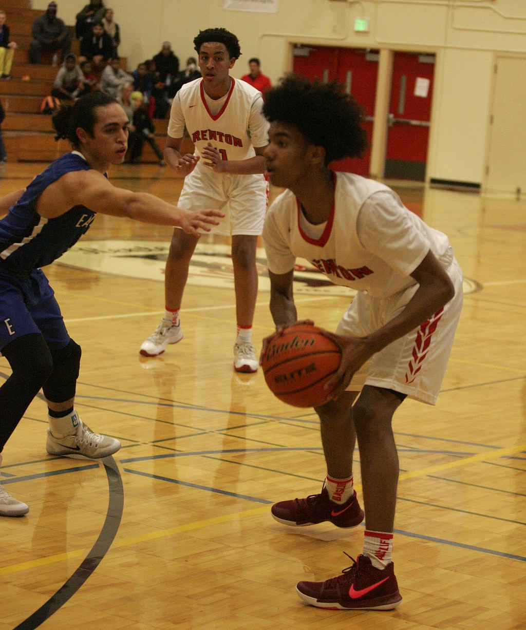 Renton boys on four game win streak