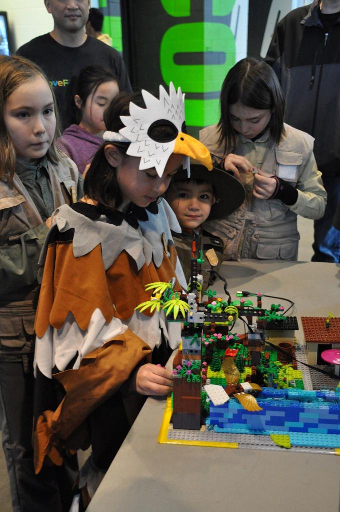 Renton schools participate in robotics championship | GALLERY