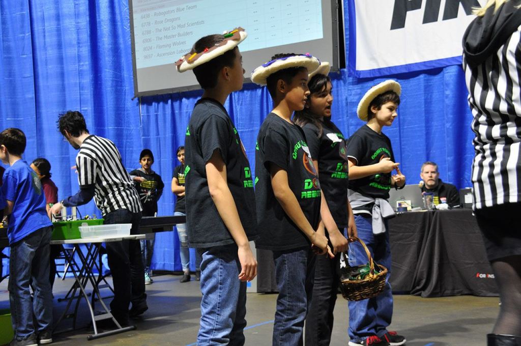 Renton schools participate in robotics championship | GALLERY