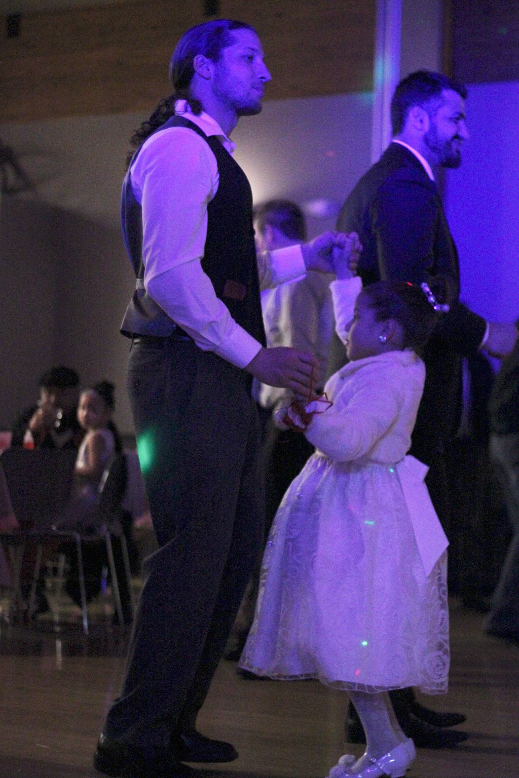 Dads and daughters celebrate an early Valentine’s Day at dance | GALLERY