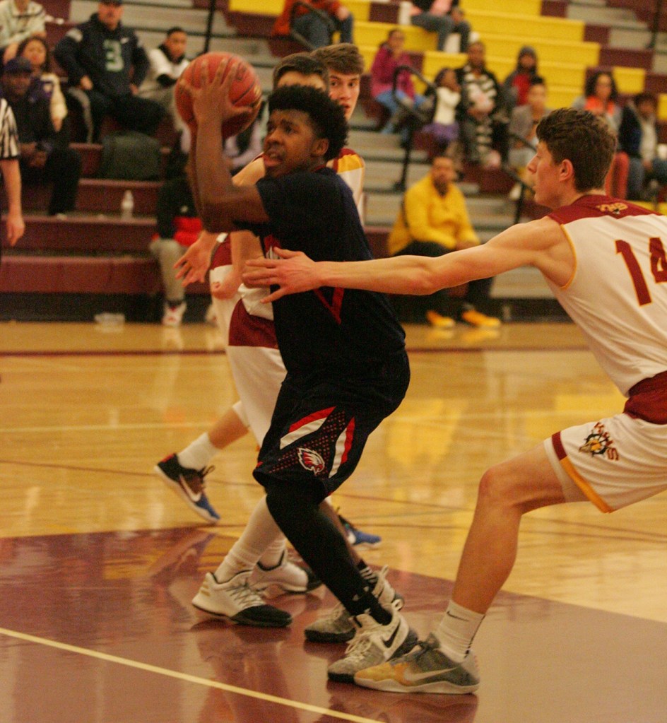 Lindbergh boys advance to first round of state | Photo Gallery