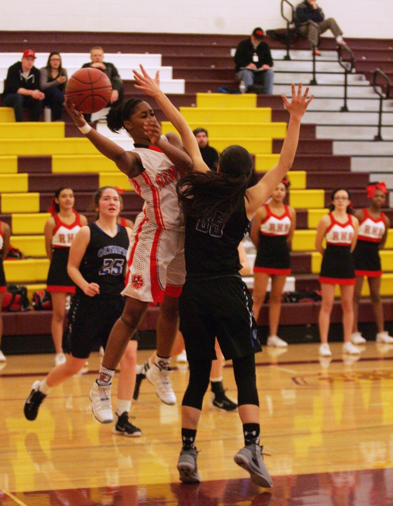 Renton girls lose in regional round, season ends | Photo Gallery