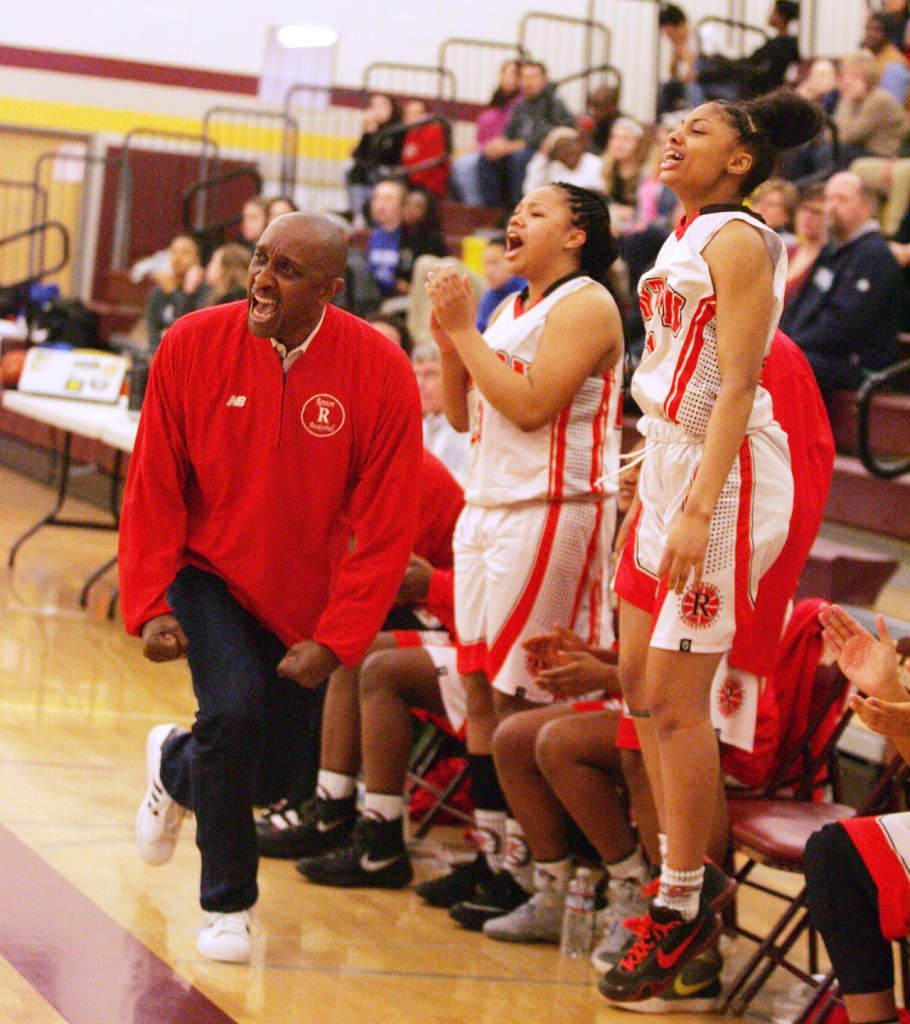 Renton girls lose in regional round, season ends | Photo Gallery