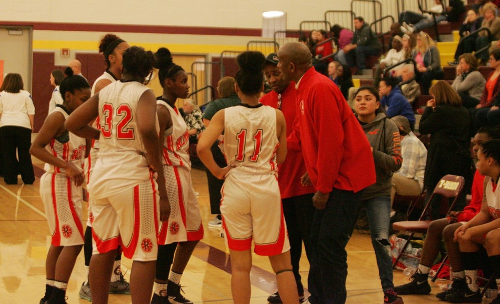 Renton girls lose in regional round, season ends | Photo Gallery