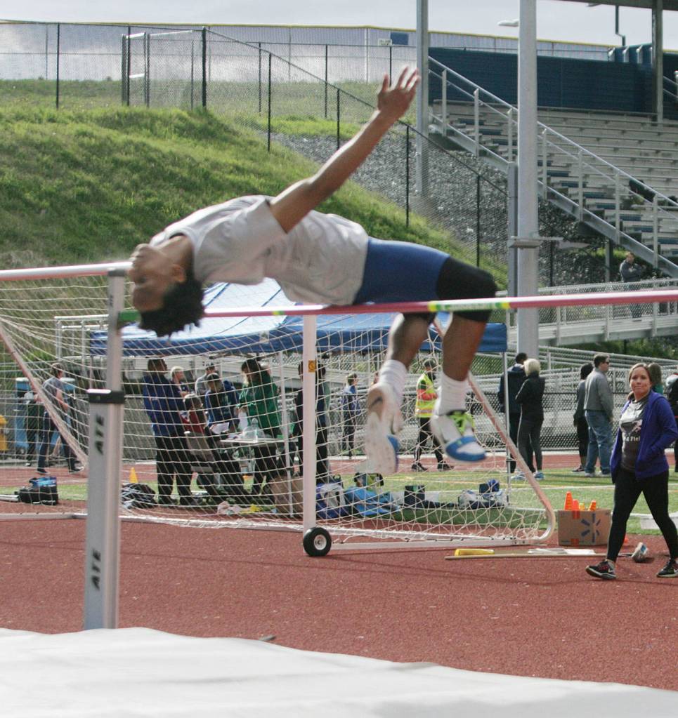 Sophomore Jarod Roberson tied for second place in the high jump with a height of 5&rsquo;8.
