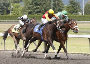 Exit Sixty Slew bags third straight in thriller | Emerald Downs