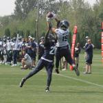 Seahawks dominate preseason game one