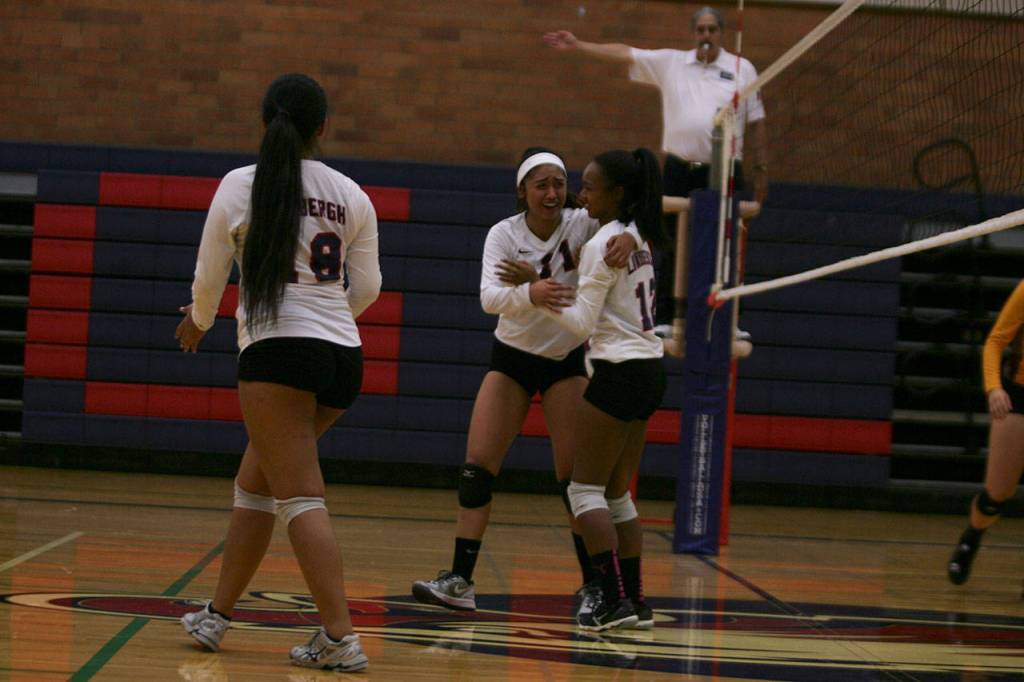 Lindbergh Eagles start season 0-2 | PHOTO GALLERY