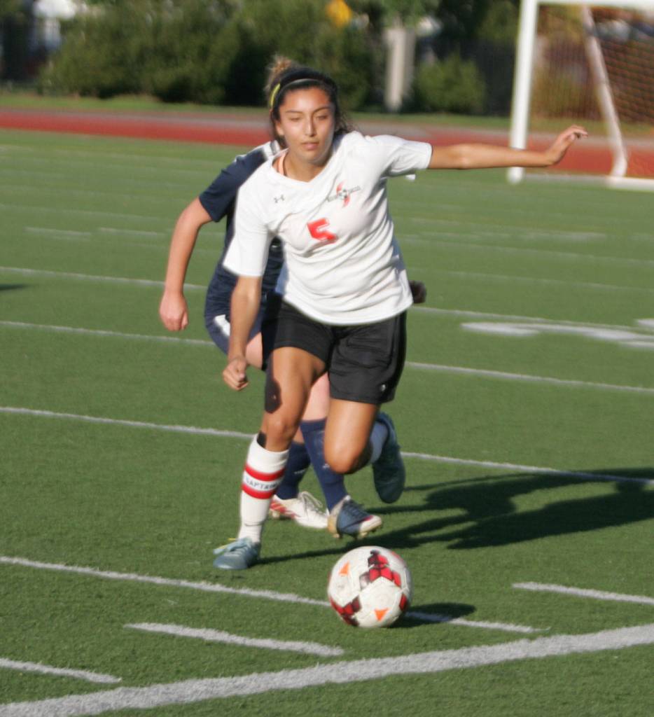 Renton Indians snap two game losing streak, beat River Ridge at home | PHOTO GALLERY