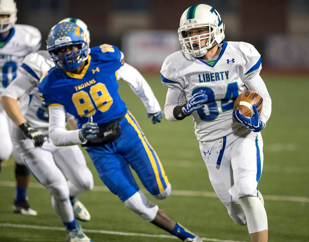Liberty football beats Fife, moves onto Elite Eight