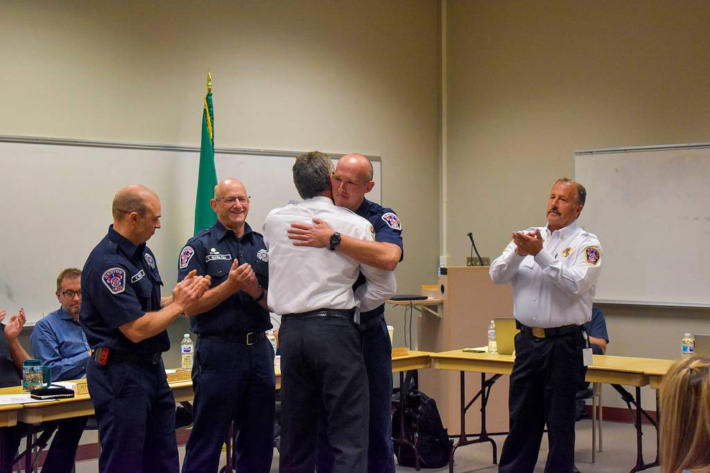 He rushed into the smoke to rescue a driver, now he’s being honored