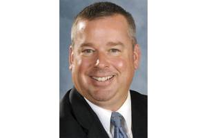 Past council comes back to fill in vacant seat