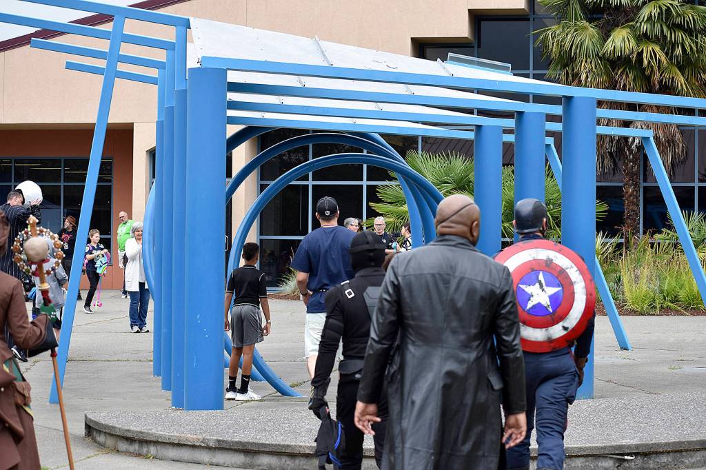 Rencon brings out the sci-fi and fantasy in Renton