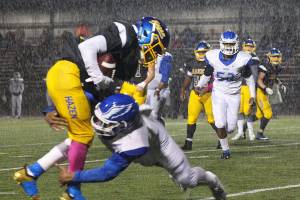 Federal Way washes out Hazen in Renton