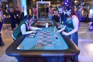 Luck be Renton’s lady