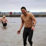 Renton residents take the plunge