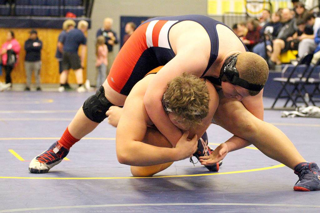 Lindbergh wrestling brings home two medals