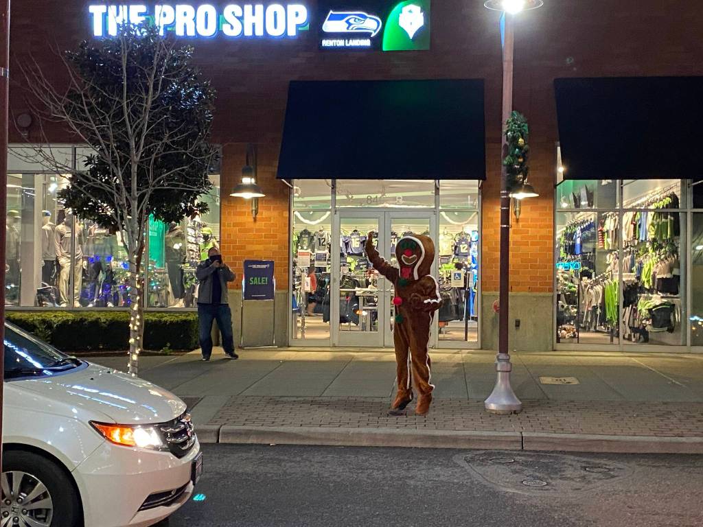 The Landings Holiday laser show was a little different this year, with a drive thru holiday event Saturday, Nov. 21. Haley Ausbun/Staff photo