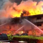 Three-alarm fire at Tukwila apartment complex kills two people (screenshot from video posted by ZONE3PIOs Twitter account)