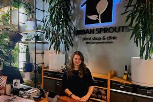 Cameron Sheppard/Sound Publishing
Urban Spouts founder Jen Stearns offers individualized help and consultations for plant owners.