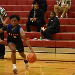 Hazens stand out freshman Syesha Simanton drives to the basket. Photo Credit: Ben Ray/ The Reporter