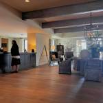 Reception desk and lobby entrance at the Weatherly Inn. Cameron Sheppard / Renton Reporter
