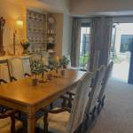Cameron Sheppard / Renton Reporter
Dinning table and parlor at the Weatherly Inn.