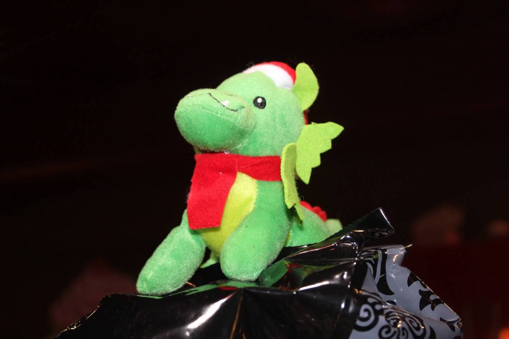 Photo by Bailey Jo Josie/Sound Publishing.
Part of Rentons downtown fun was the Holiday Scavenger Hunt, where kids and adults alike were encouraged to find the 12 hidden green dragons throughout the citys businesses. Those who collected all 12 stamps were eligible to get a free mini-cupcake or small hot cocoa from Common Ground Coffee and Cupcakes on 3rd Street.